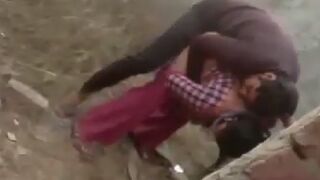 Dehati college girl ki outdoor chudai ki MMS