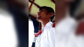 Lund suck kar rahi hai college girl auto mein