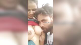 Dehati ladki ki boobs suck karne ki viral mms