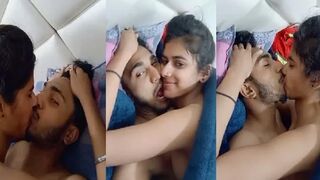 Cute Indian couple sex karke video record karte hue