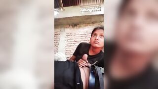 Cute Desi girl blowjob dekar chud gayi