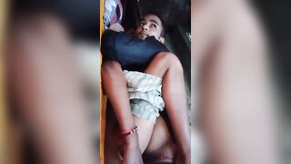 Cute Desi girl blowjob dekar chud gayi