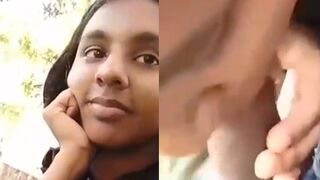 Park mein desi girl Anjali blowjob deti hui