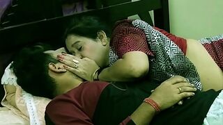 Bengali aunty apne boyfriend ke sath mein sex karti hui