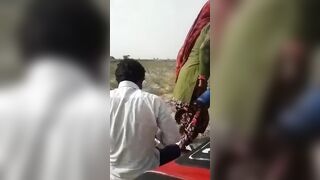 Khet mein Rajasthani bhabhi ki chudai ki outdoor mms